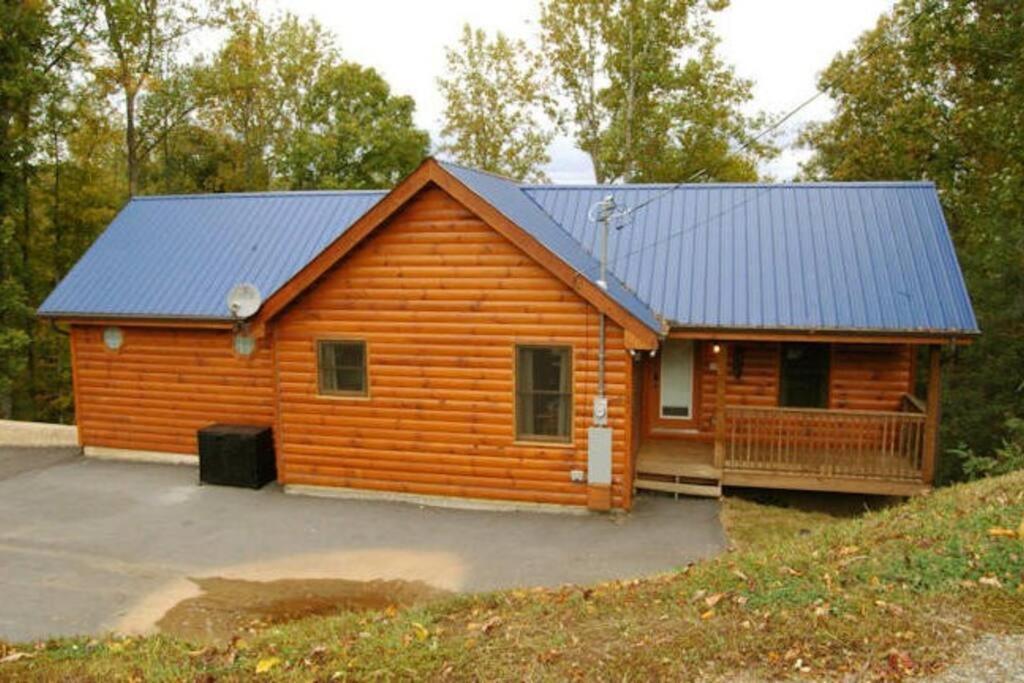 Villa Great Location Pool Table Hot Tub Gatlinburg Exterior foto